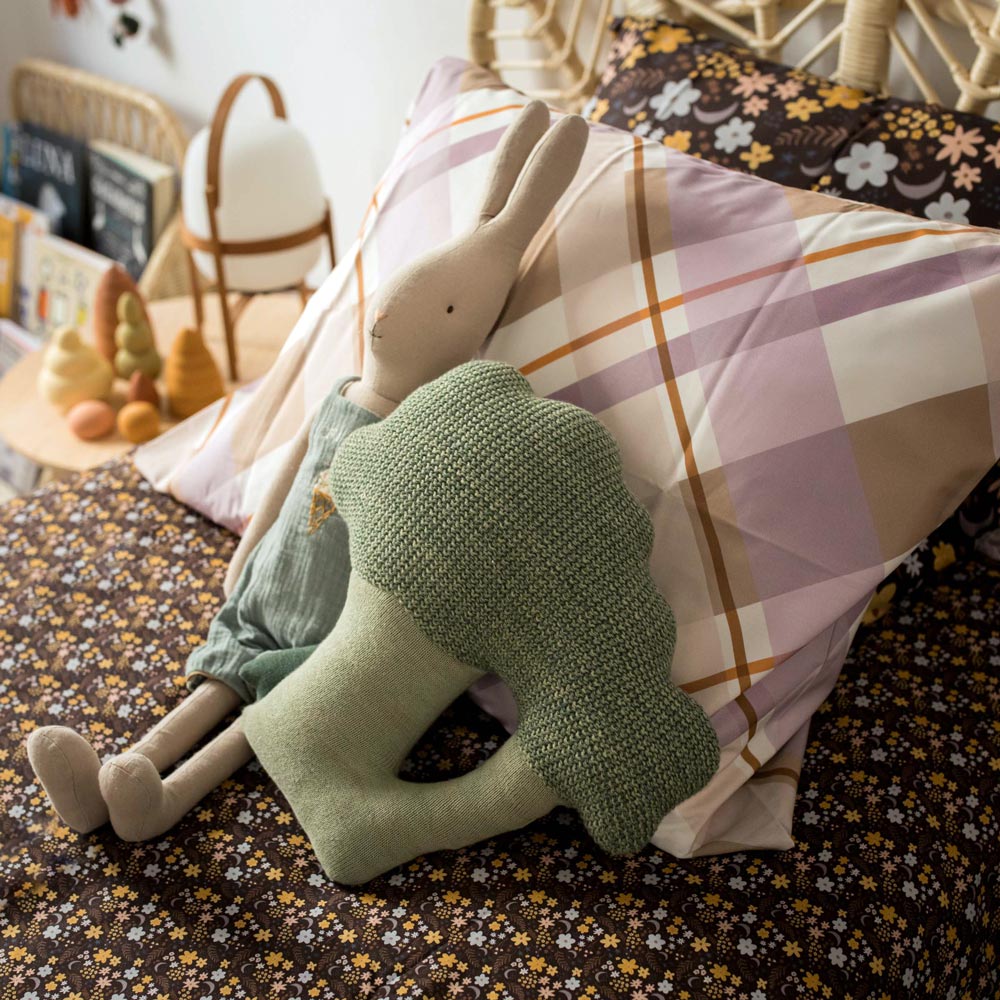 Gestricktes Kissen Brucy Brokkoli