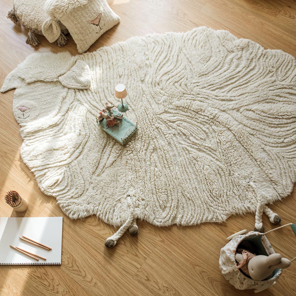 Kinderteppich Pink Nose Sheep aus 100% Wolle 120 x 170 cm