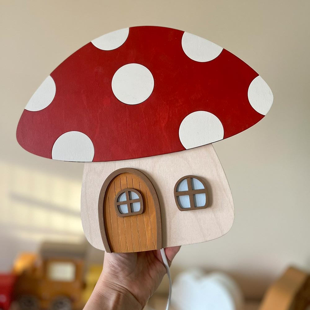 Wandlampe Fliegenpilz aus Holz